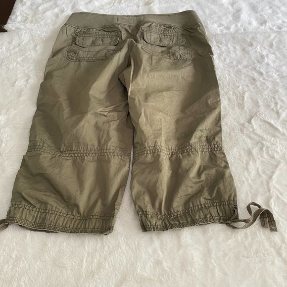 Genuine y2k abercrombie and fitch neutral cargo style shorts size medium - Picture 2 of 4